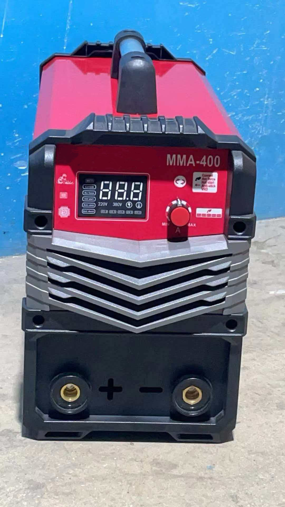 MMA-400